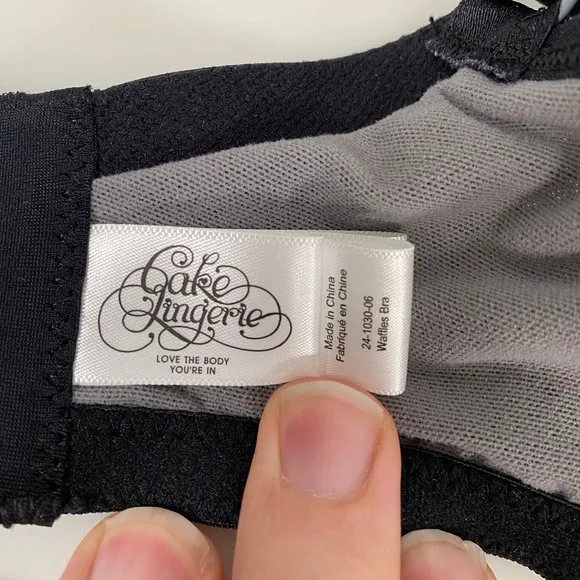Cake Lingerie Womens Waffles Nursing Tshirt Bra 32J Black Full Coverage Support