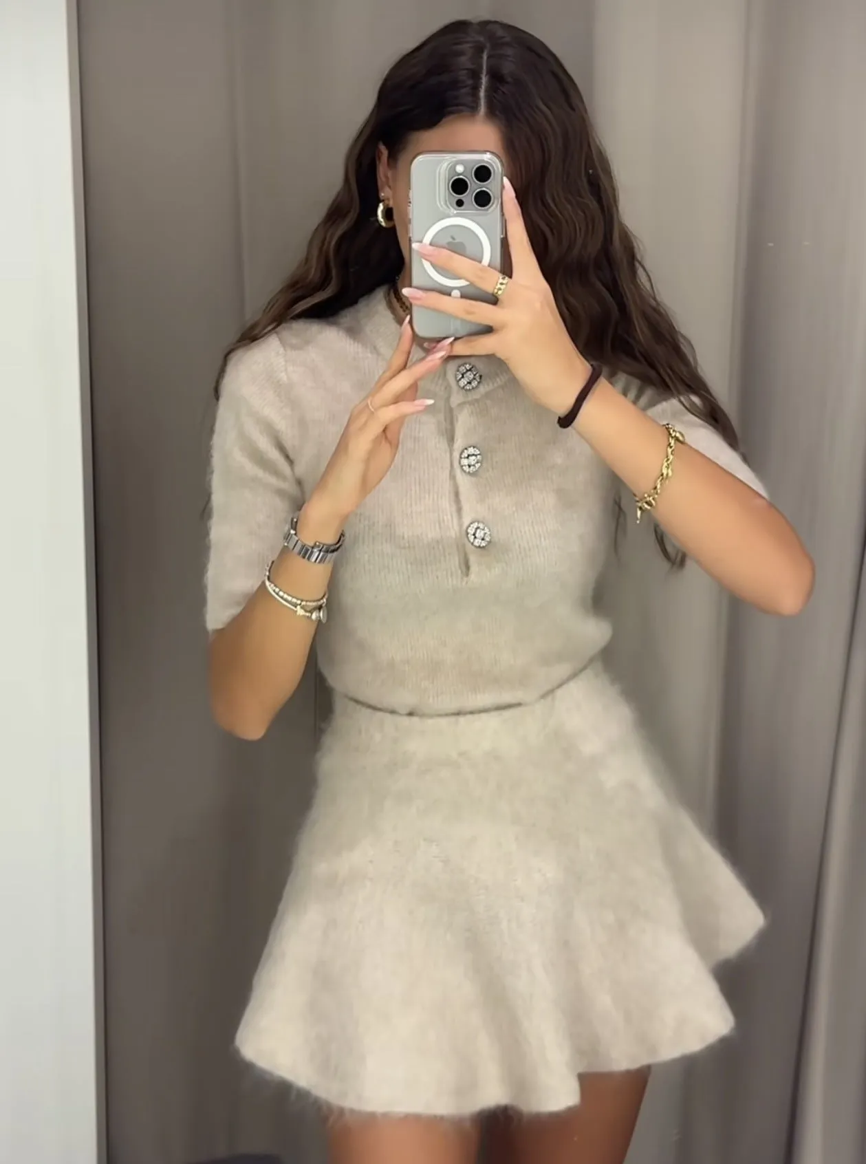 Chic Knitted Round-Neck Short-Sleeve Top and Flared Mini Skirt Set