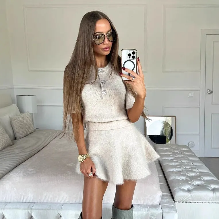 Chic Knitted Round-Neck Short-Sleeve Top and Flared Mini Skirt Set