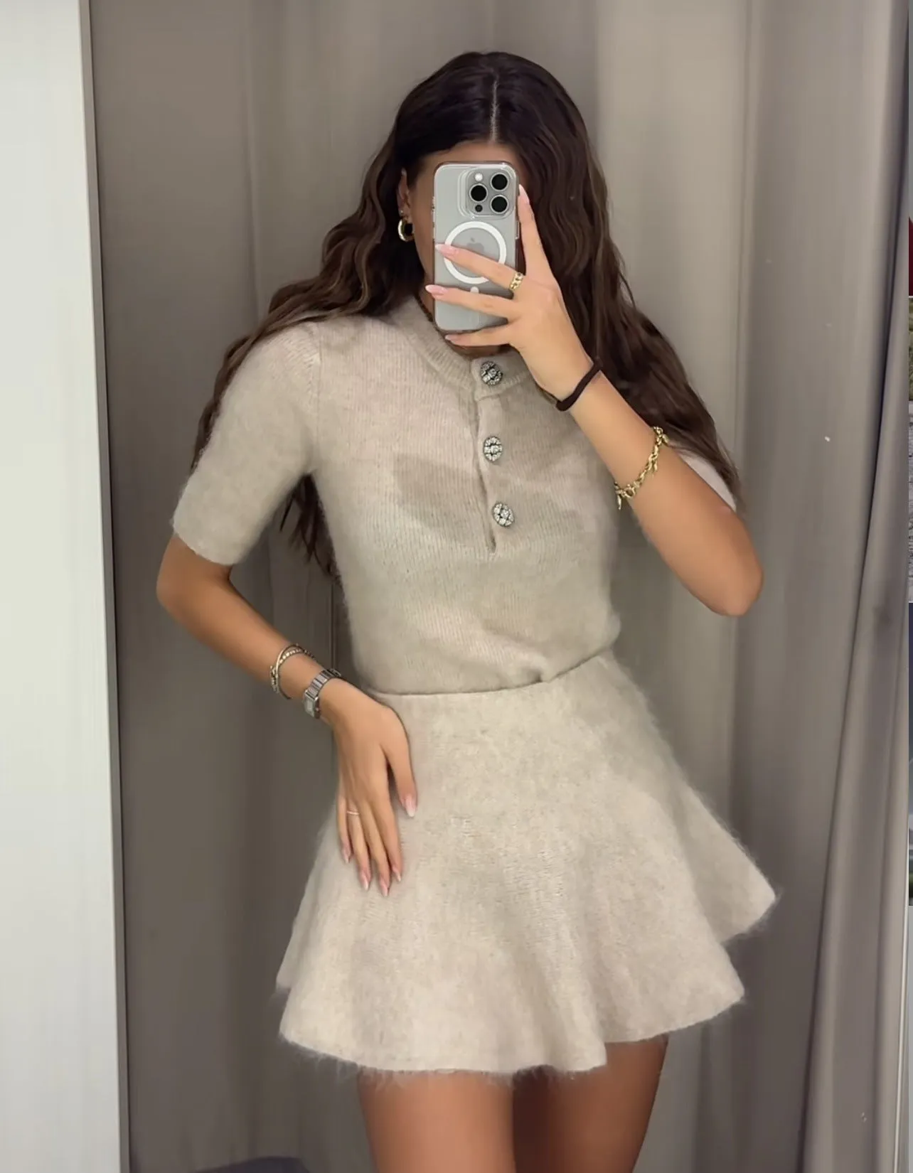 Chic Knitted Round-Neck Short-Sleeve Top and Flared Mini Skirt Set
