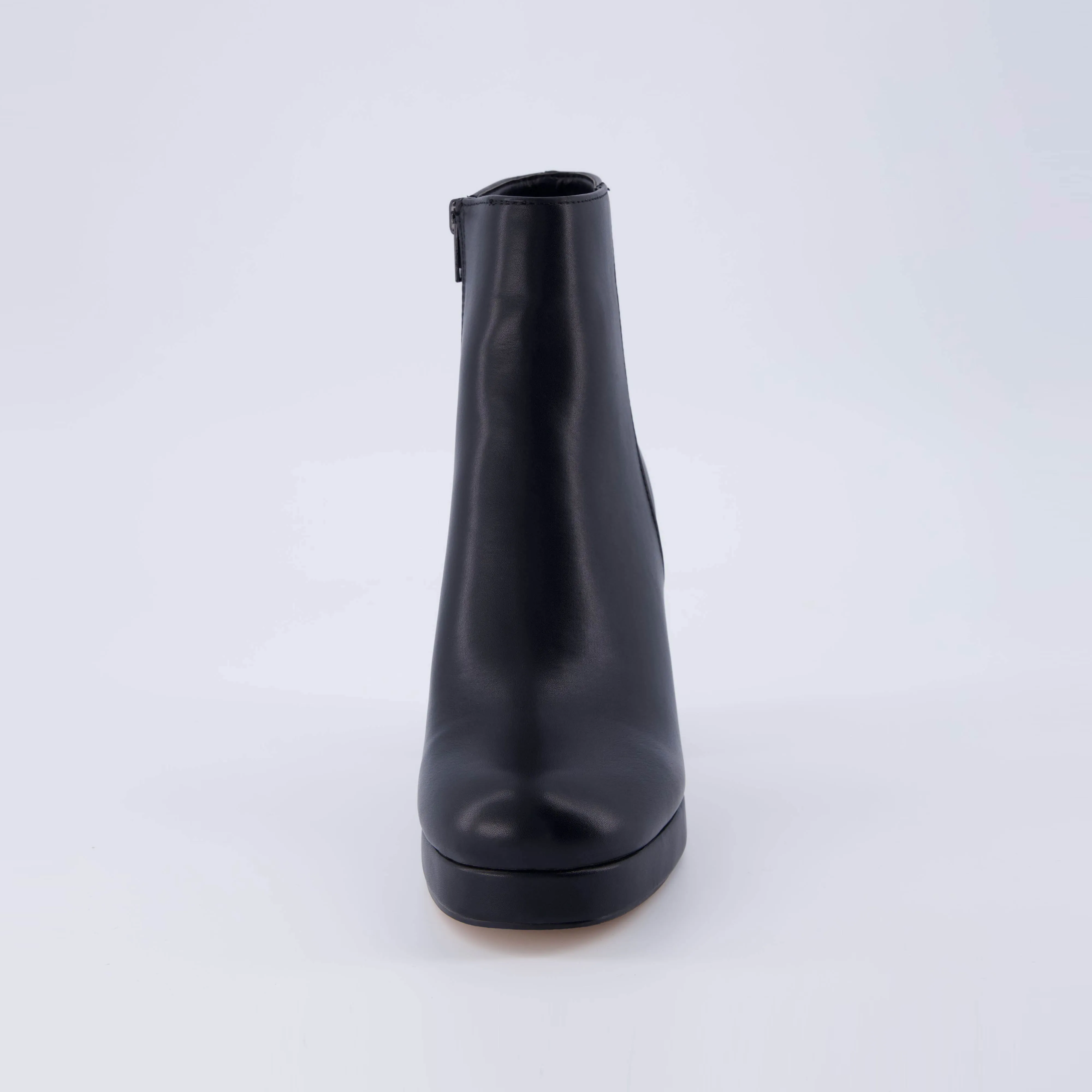 Dish Heeled Boot