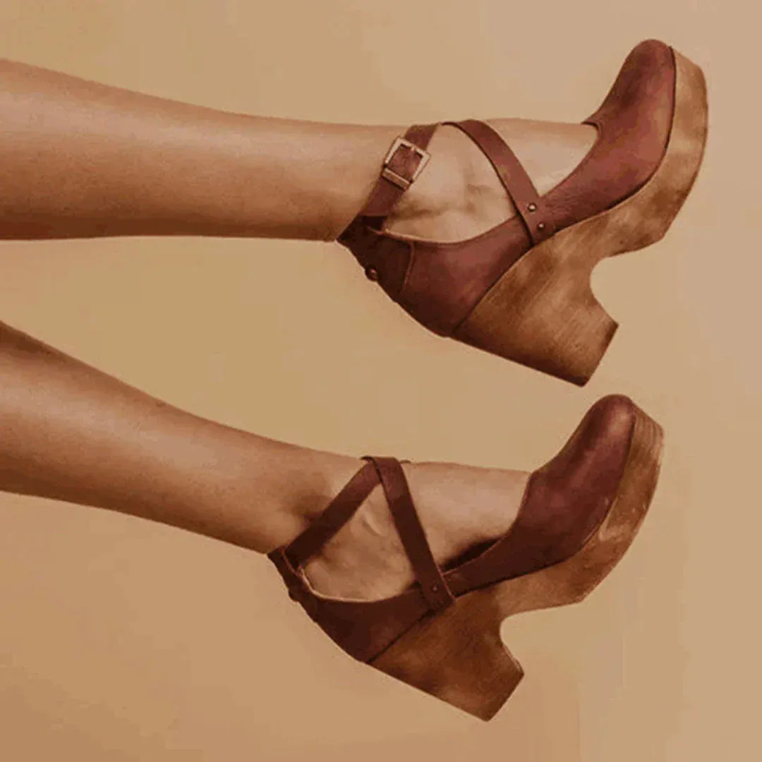 Elegant shoes with high heels