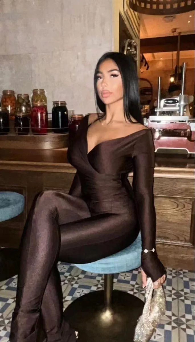 Elegant V-Neck Long-Sleeved Solid Jumpsuit