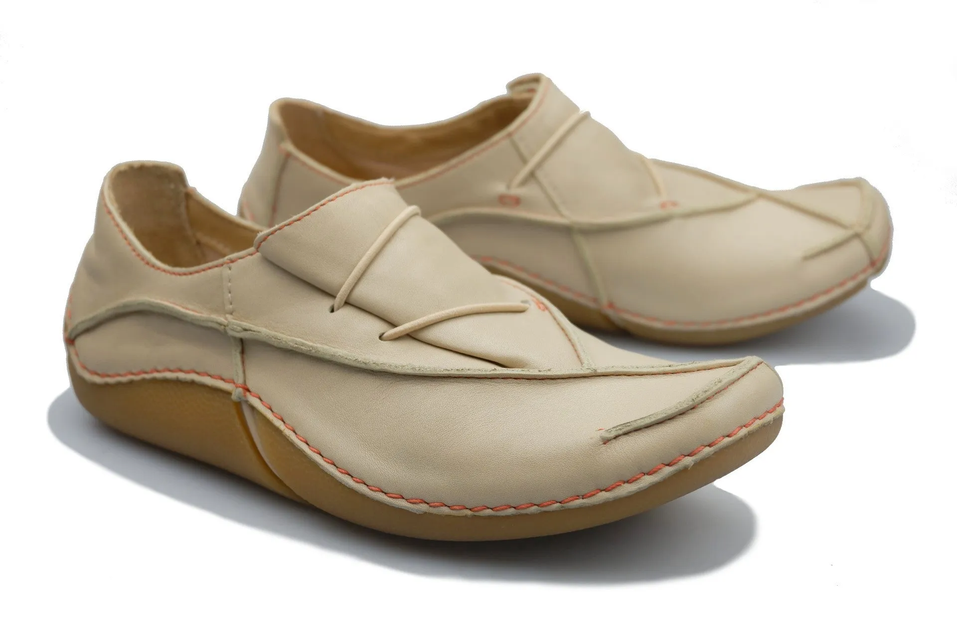 'Fabulous Free' women´s slip on shoe -beige