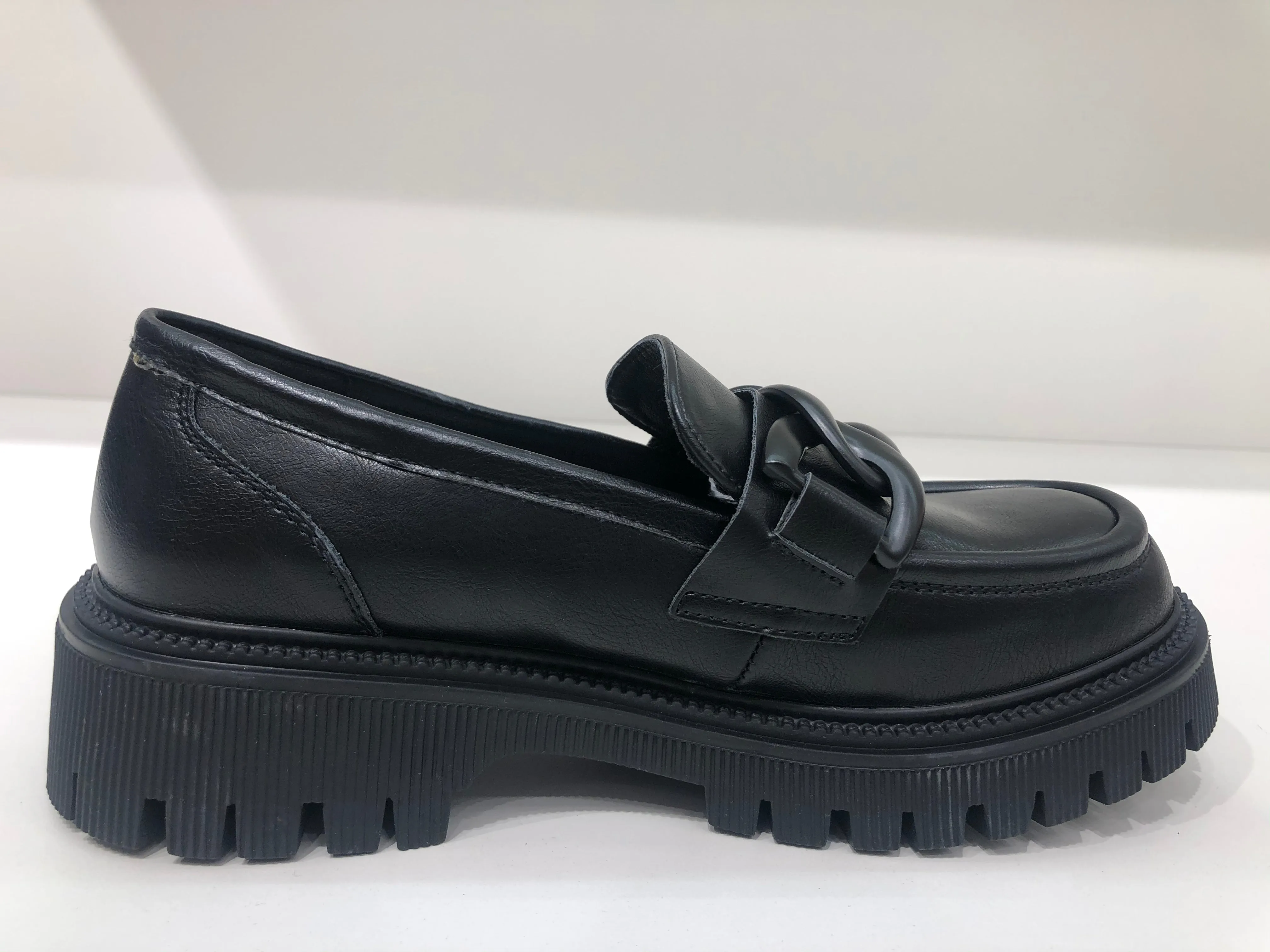FLARE BLACK