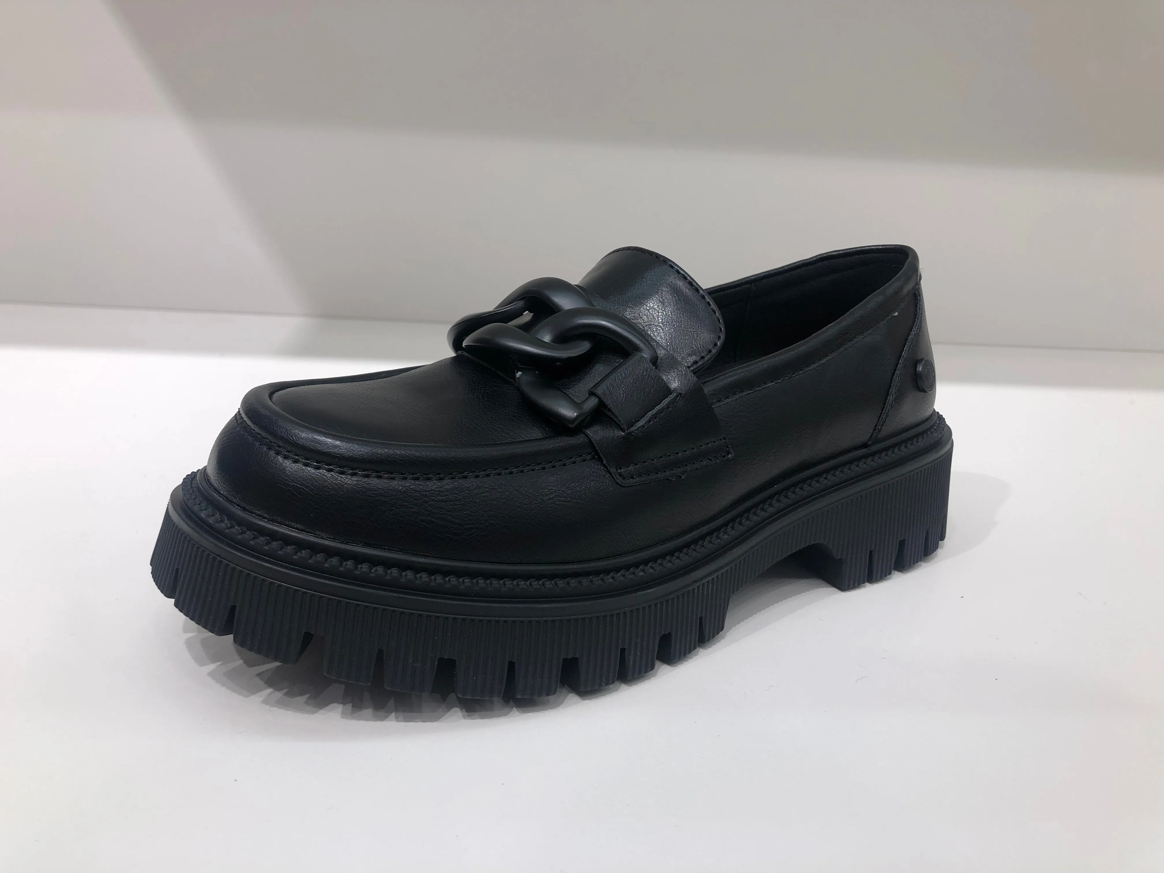 FLARE BLACK