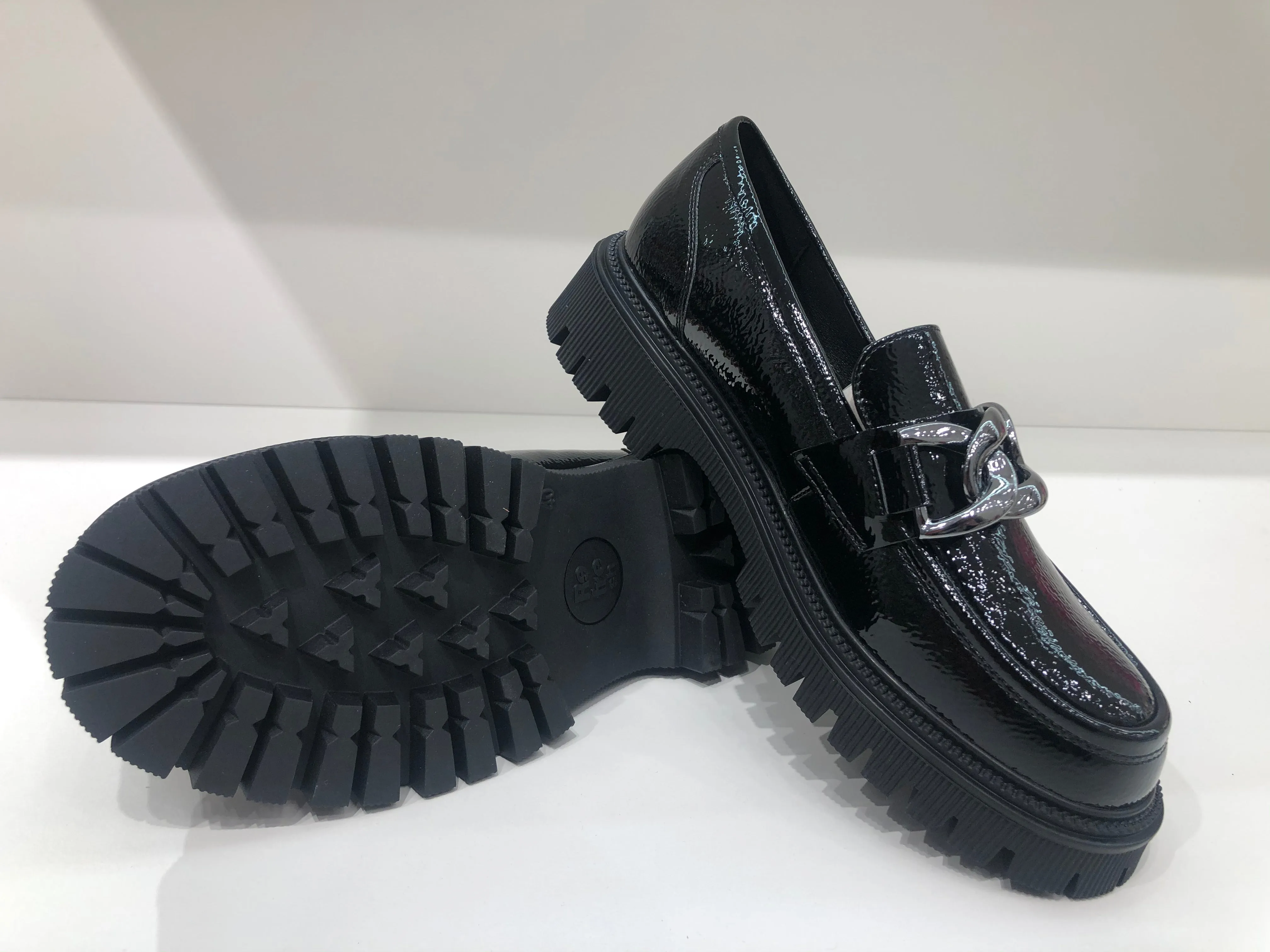 GALA BLACK