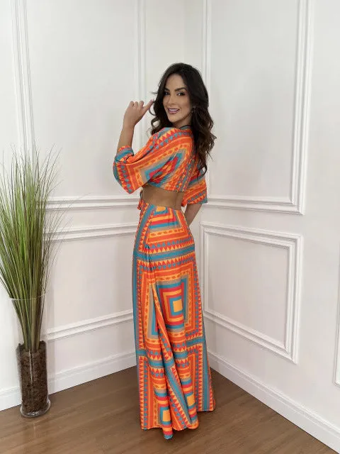 Graceful Color Block Bat Sleeves Lace-Up Maxi Dress for a Chic and Elegant Look