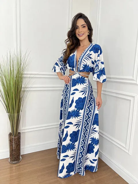 Graceful Color Block Bat Sleeves Lace-Up Maxi Dress for a Chic and Elegant Look