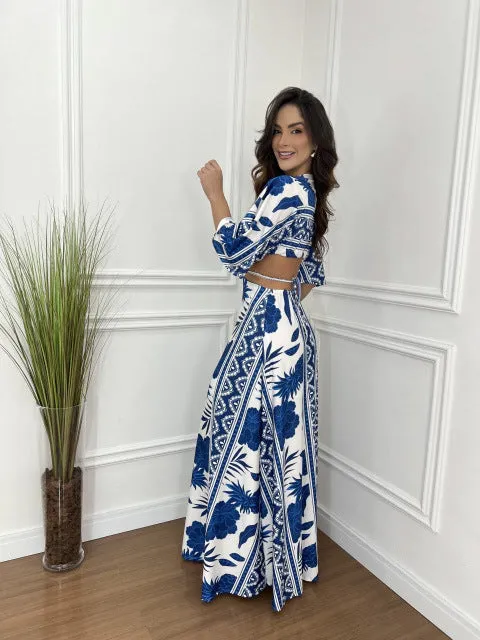 Graceful Color Block Bat Sleeves Lace-Up Maxi Dress for a Chic and Elegant Look