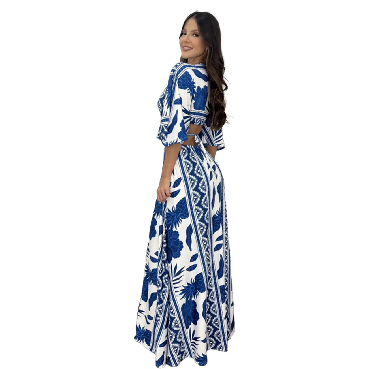 Graceful Color Block Bat Sleeves Lace-Up Maxi Dress for a Chic and Elegant Look