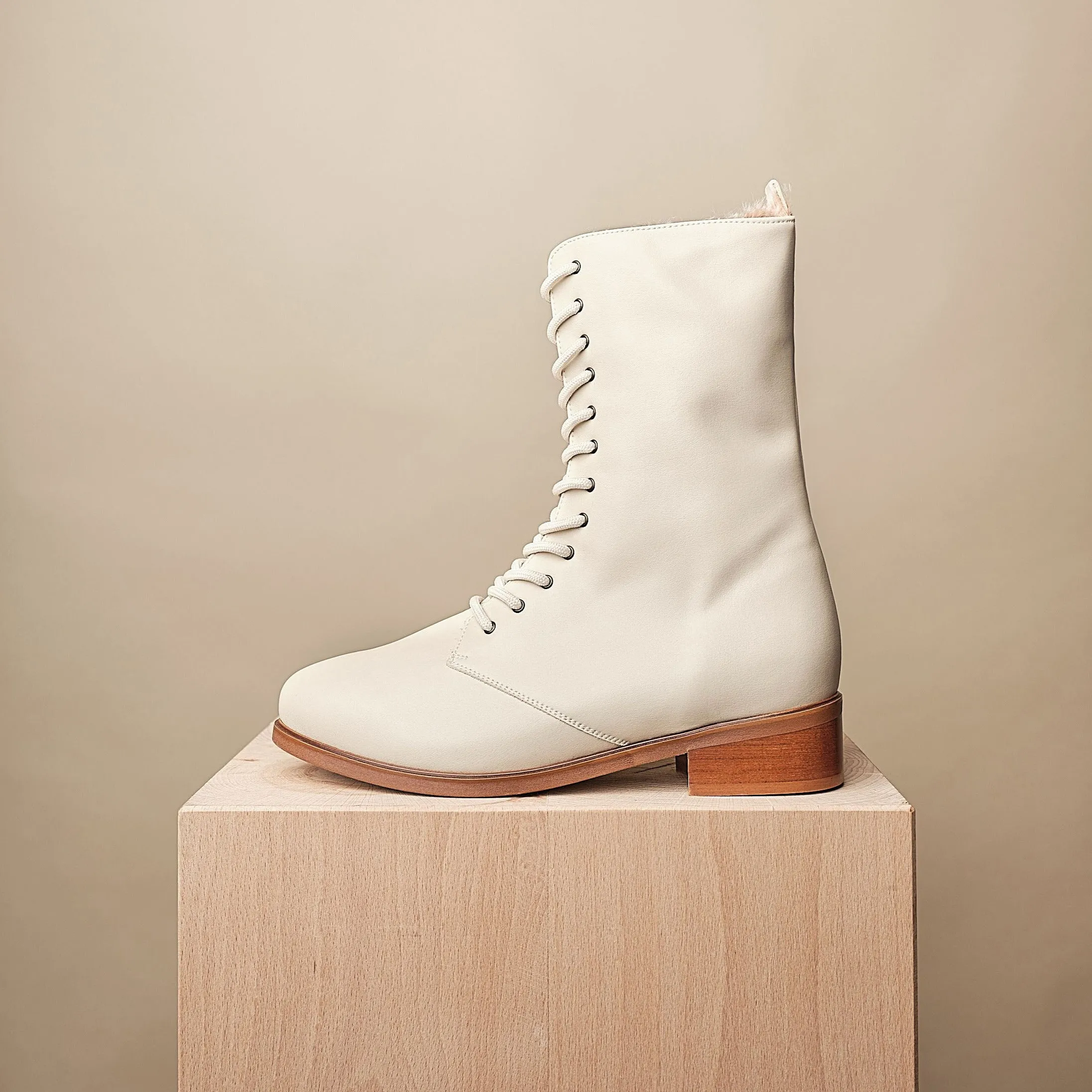 LAST CHANCE GINSBURG WINTER LACE-UP BOOT