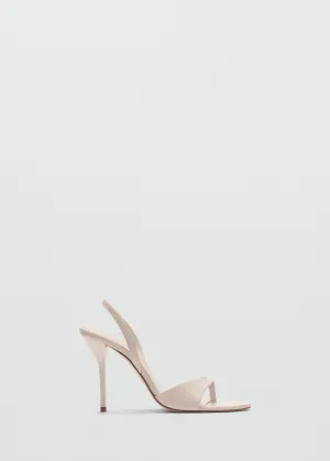 Leather sandals with contrasting heels