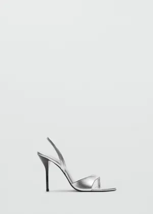 Leather sandals with contrasting heels