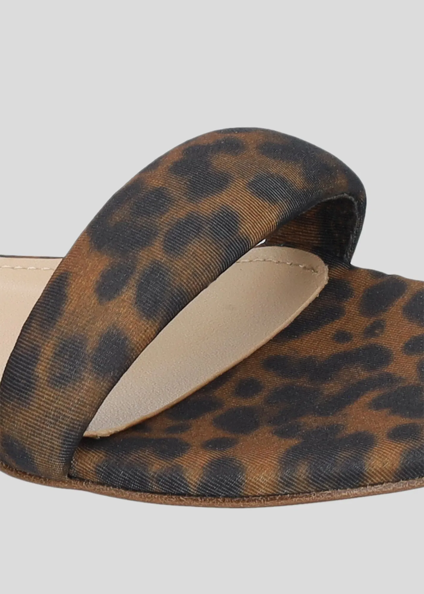 Lola Cruz Amy Leopard Flat Sandals