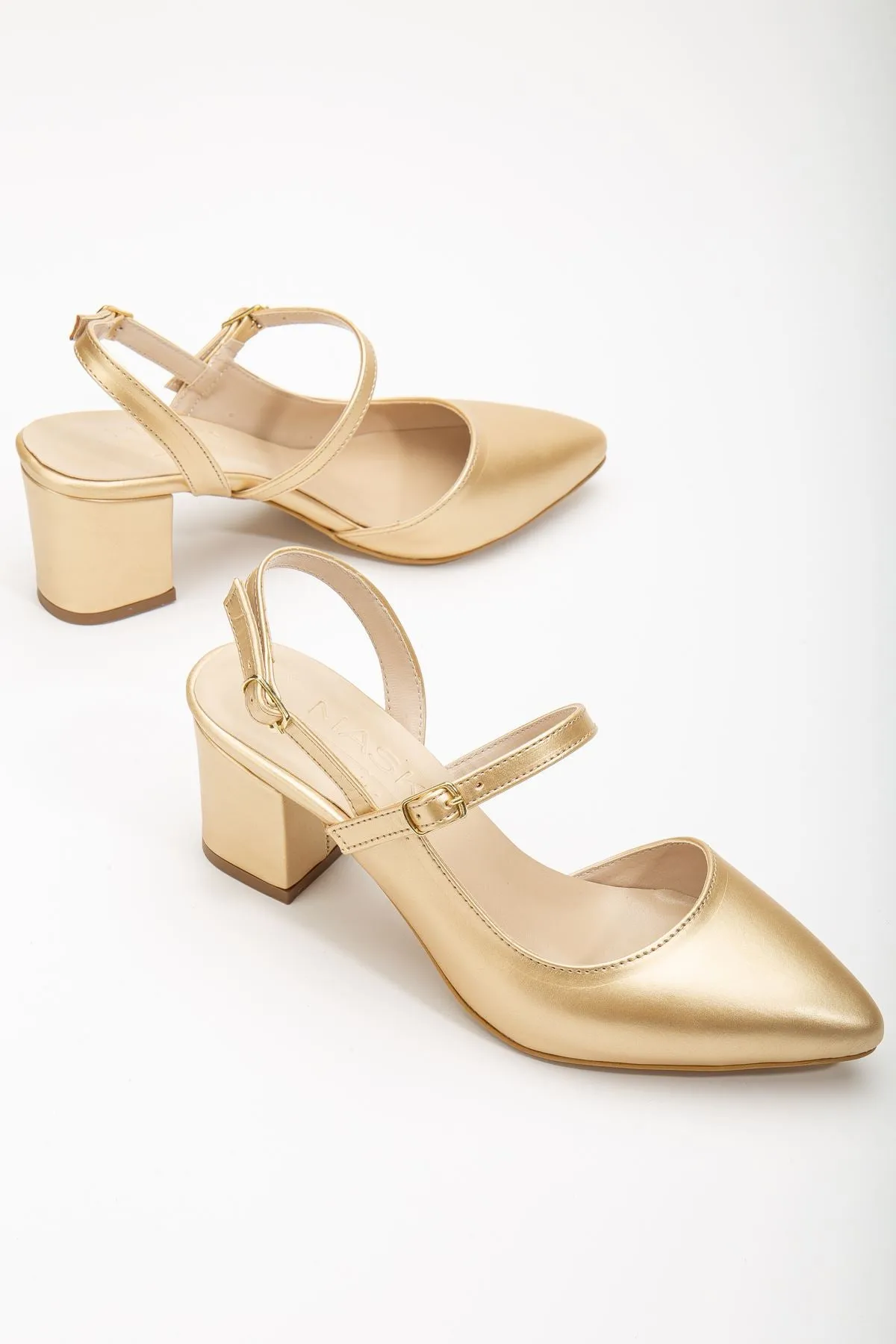 <tc>Chaussures à talons Karsu

</tc>