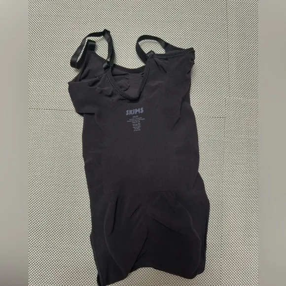 NWOT SKIMS brief bodysuit seamless sculpt size xxs/xs onyx