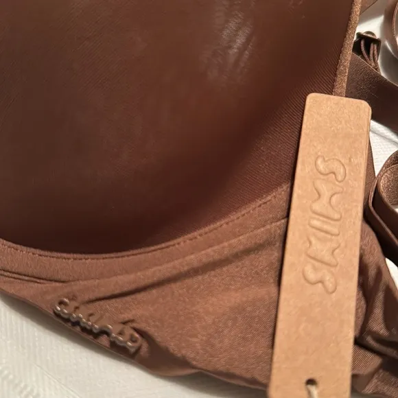 NWT SKIMS 32B Limited Edition Weightless Underwire Demi Jasper Bra Brown