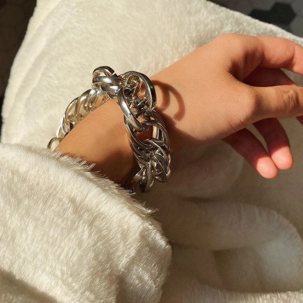 Silver-Plated Overlapping Chain Link Bracelet