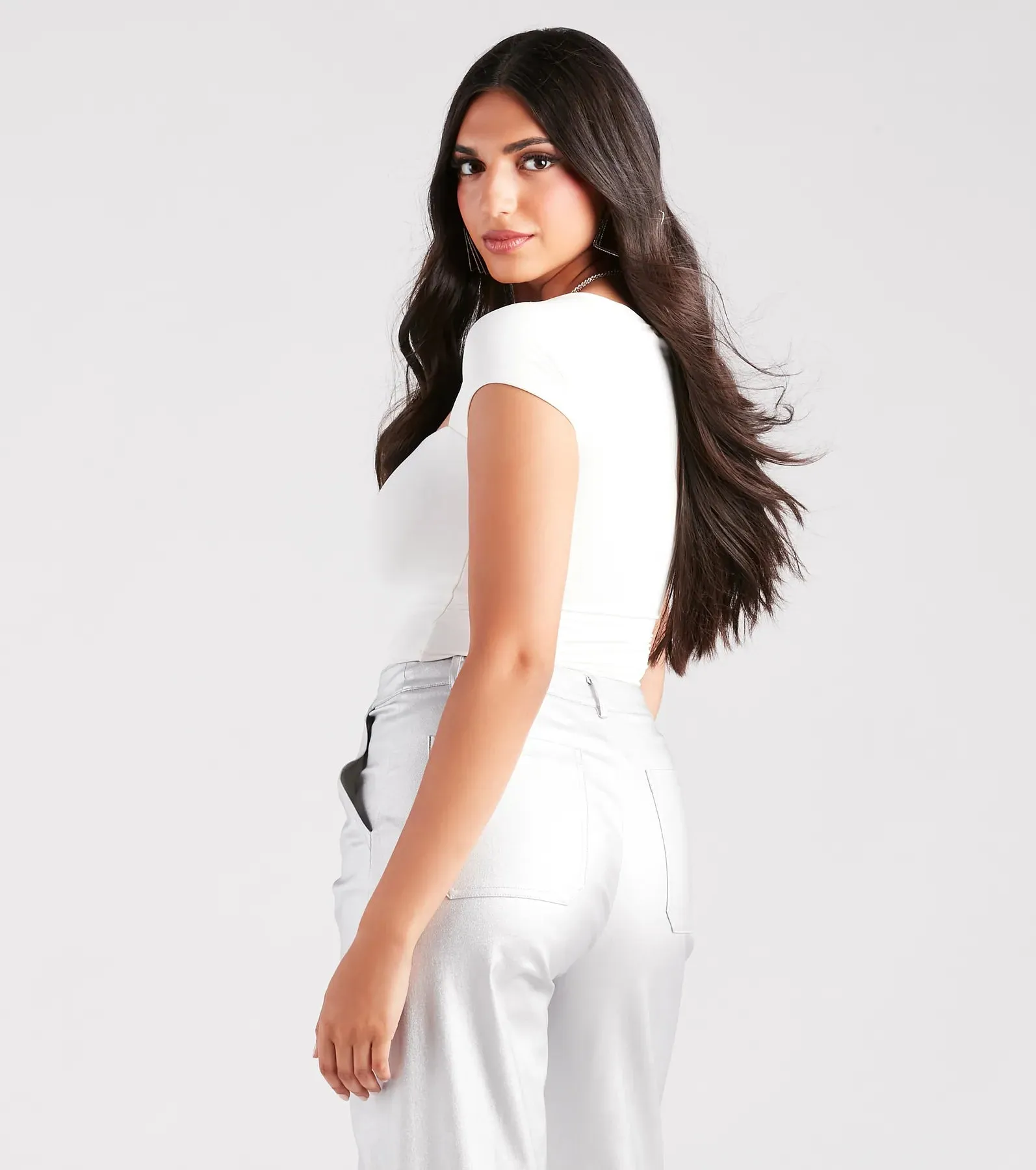 Smooth Silhouette Short Sleeve Bodysuit
