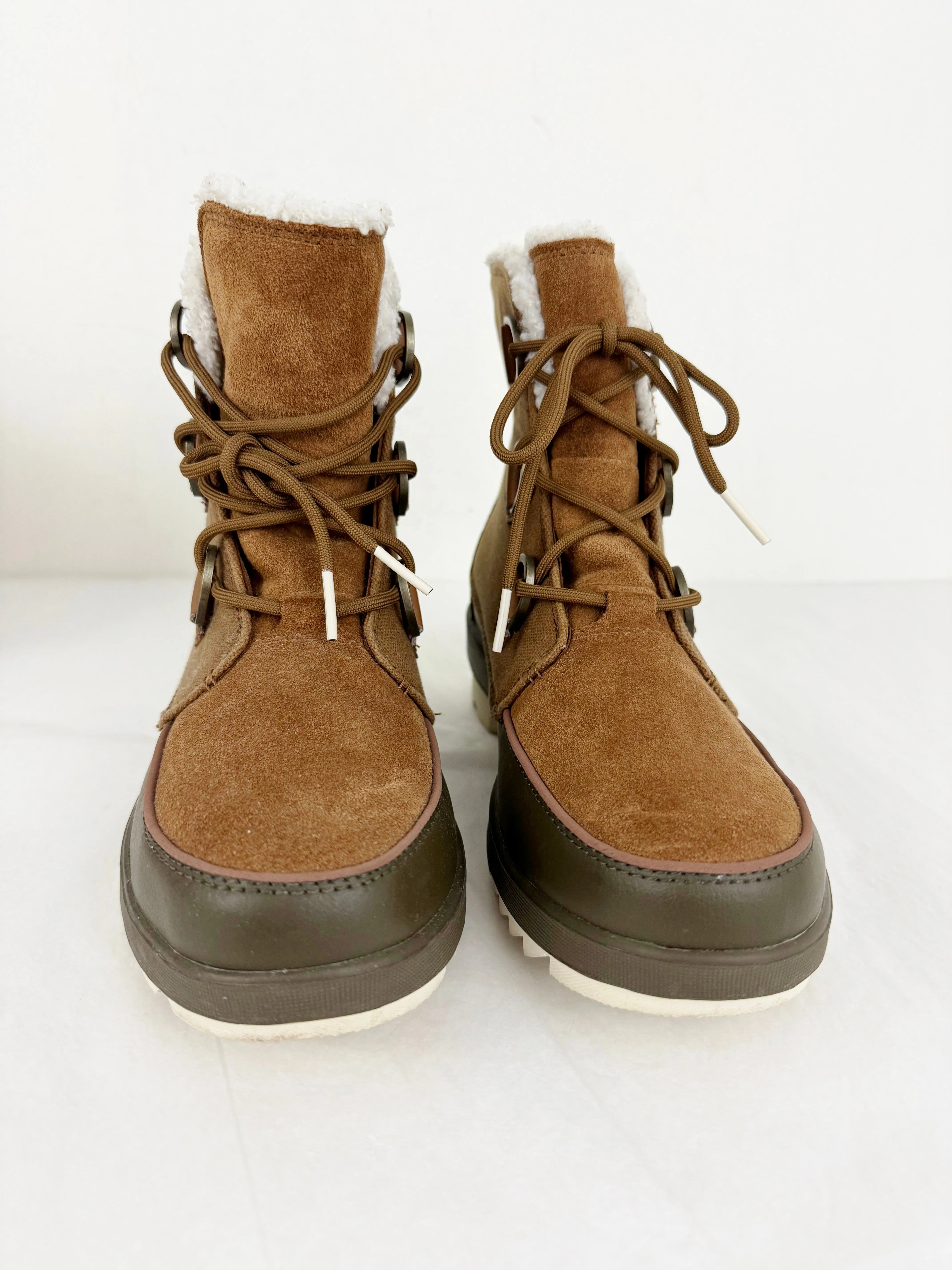 Sorel Chelsea Waterproof Boot Size 10.5