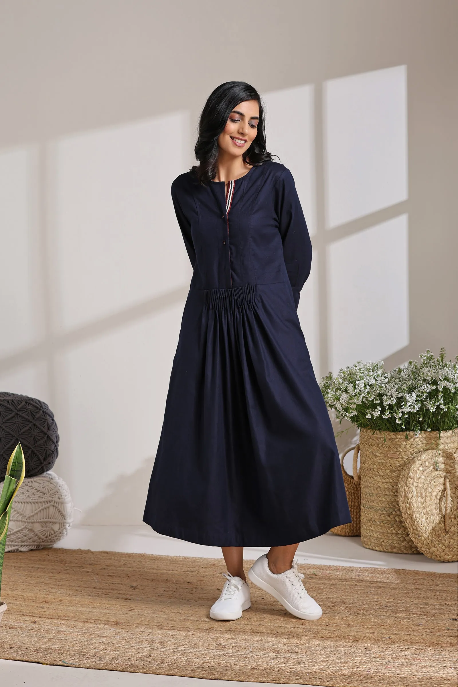 TAPE PLACKET DRESS