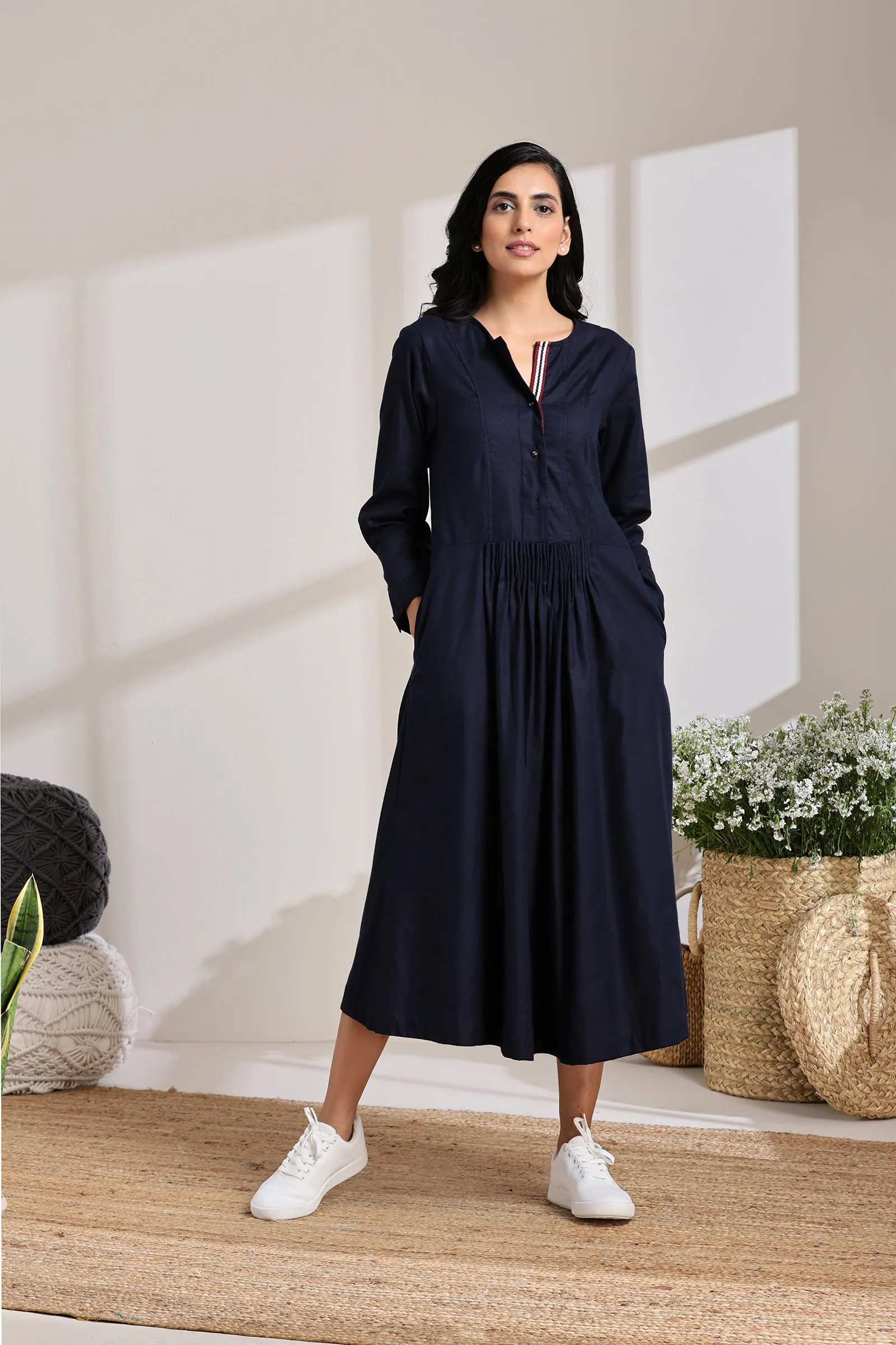TAPE PLACKET DRESS