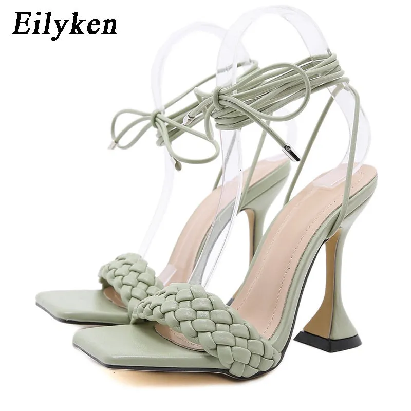Trendy Hollow Cross-Tied Heels