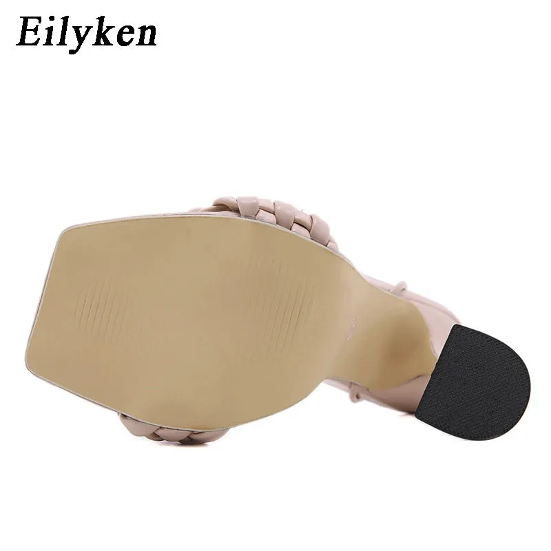 Trendy Hollow Cross-Tied Heels